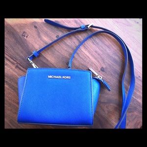 Michael Kors Mini Crossbody